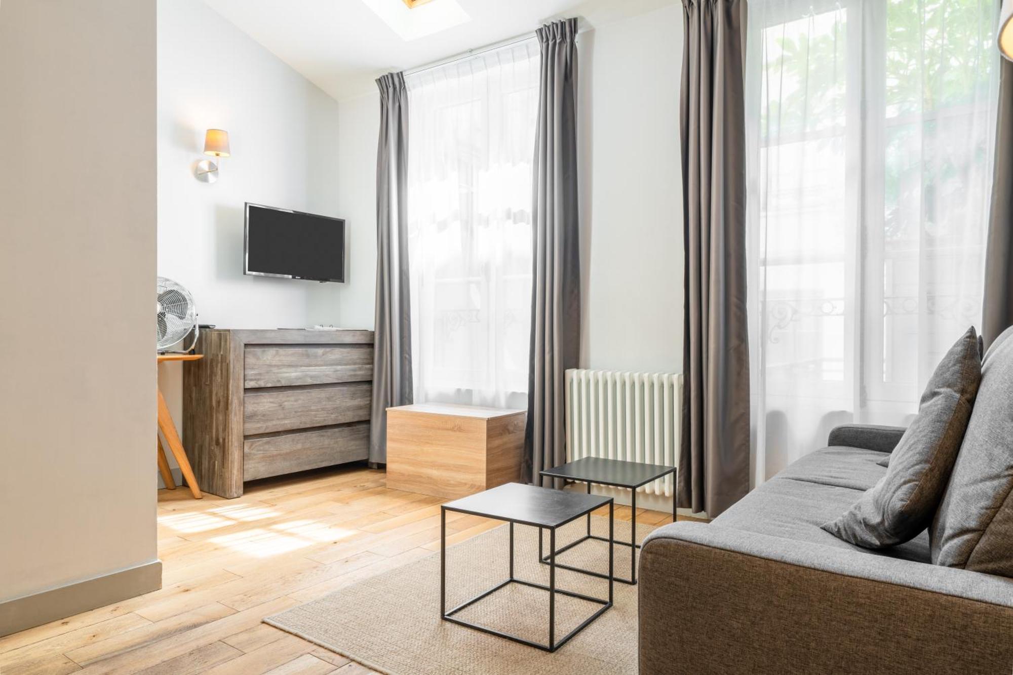 Apparts De L'Oncle Louis Versailles Bagian luar foto