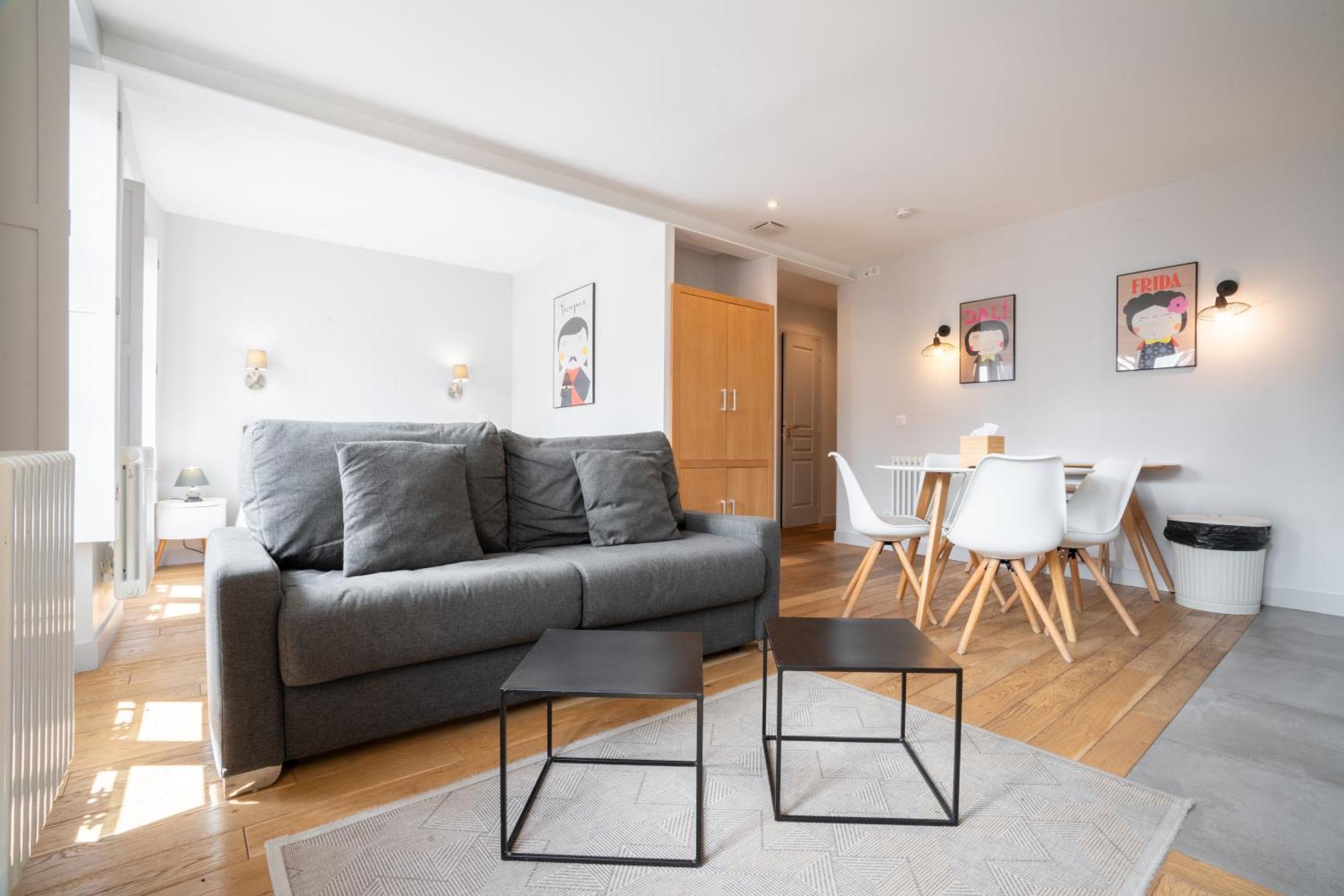 Apparts De L'Oncle Louis Versailles Bagian luar foto